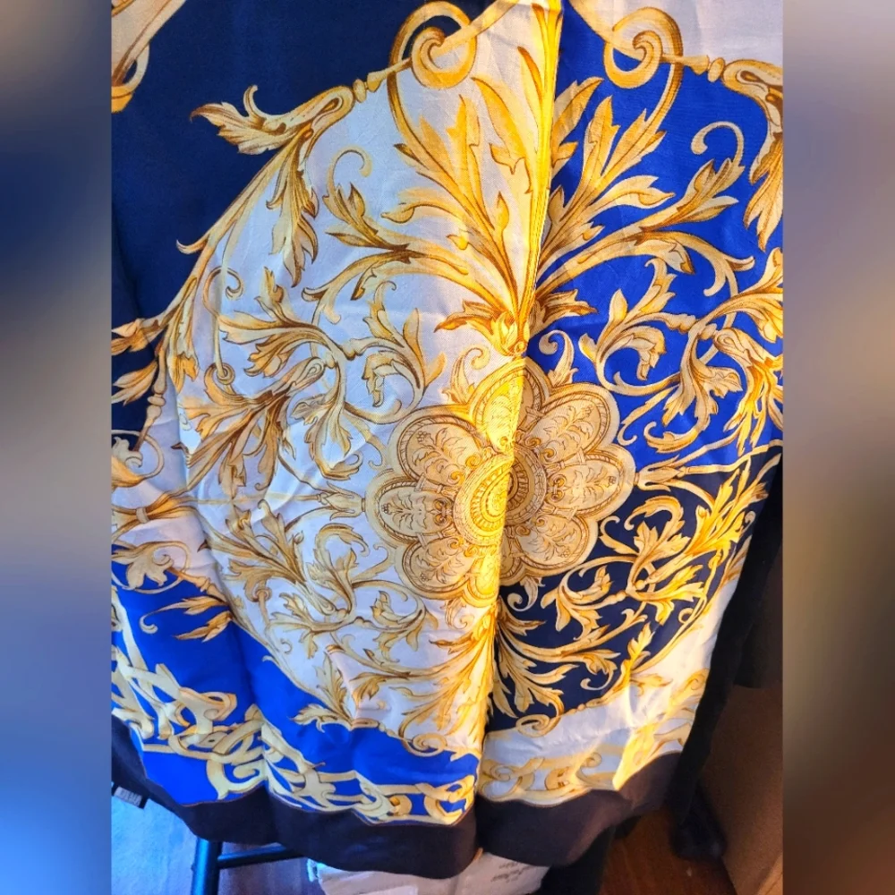 Versace Vintage Baroque Scarf Versus